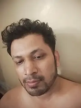 Snapshot of Pravin9562 chatting on 04/11/26, 09:13 Pravin9562 online show from 04/11/26, 09:13