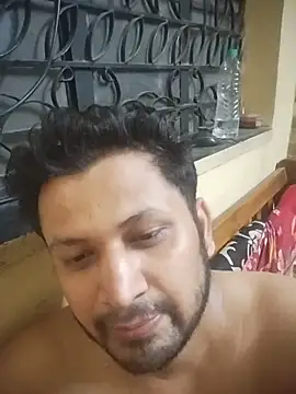 Snapshot of Pravin9562 chatting on 04/17/26, 07:28 Pravin9562 online show from 04/17/26, 07:28