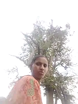 Snapshot of Juli_rathore chatting on 02/20/26, 11:22 Juli rathore online show from 02/20/26, 11:22