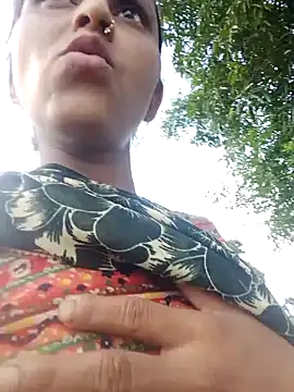 Juli rathore online show from 07/28/26, 12:34