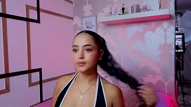Emma Thompssonn online show from 07/02/26, 12:11
