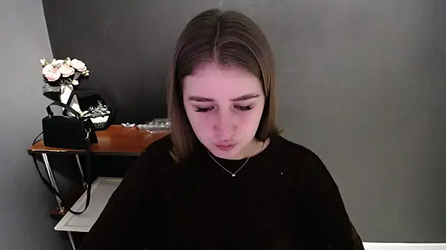 Snapshot of Sunny_siren chatting on 02/23/26, 01:19 Sunny siren online show from 02/23/26, 01:19