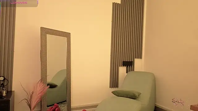 Snapshot of fransheskarossi chatting on 02/26/26, 12:15 fransheskarossi online show from 02/26/26, 12:15