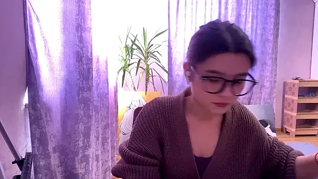 Snapshot of SaintMari chatting on 02/01/26, 12:15 SaintMari online show from 02/01/26, 12:15