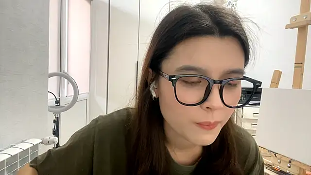 Snapshot of SaintMari chatting on 02/23/26, 12:13 SaintMari online show from 02/23/26, 12:13