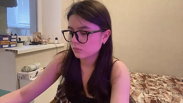 Snapshot of SaintMari chatting on 06/07/26, 02:21 SaintMari online show from 06/07/26, 02:21