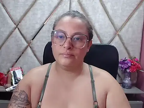 Sarah Boobs  online show from 02/18/26, 03:02