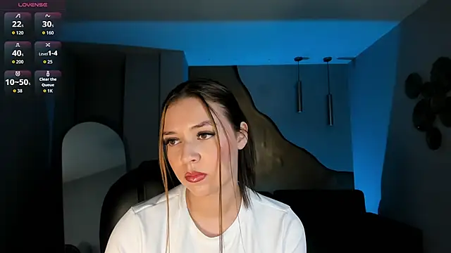 Snapshot of EmilyCarterX chatting on 05/08/26, 11:04 EmilyCarterX online show from 05/08/26, 11:04