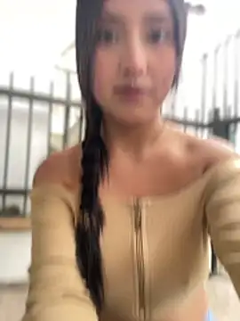 Snapshot of StrawberryPink_ chatting on 04/09/26, 11:26 StrawberryPink online show from 04/09/26, 11:26