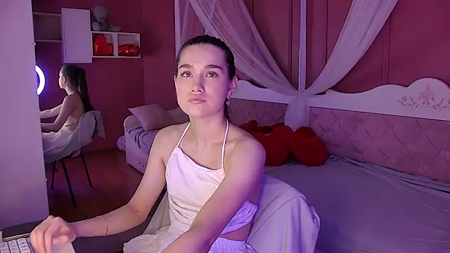 Snapshot of StellaPierce chatting on 03/12/26, 12:44 StellaPierce online show from 03/12/26, 12:44