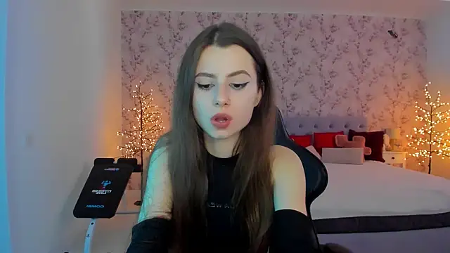 Snapshot of Hot_Molly5 chatting on 03/16/26, 11:03 Hot Molly5 online show from 03/16/26, 11:03