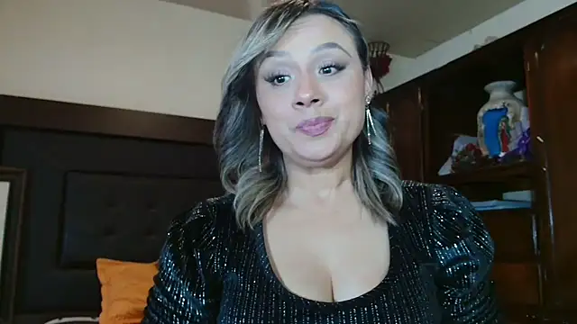 Snapshot of aitanalove_ chatting on 05/06/26, 12:30 aitanalove online show from 05/06/26, 12:30
