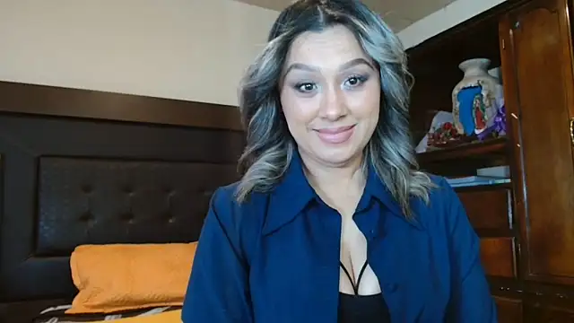 Snapshot of aitanalove_ chatting on 05/28/26, 10:40 aitanalove online show from 05/28/26, 10:40