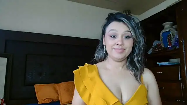 Snapshot of aitanalove_ chatting on 06/11/26, 10:52 aitanalove online show from 06/11/26, 10:52