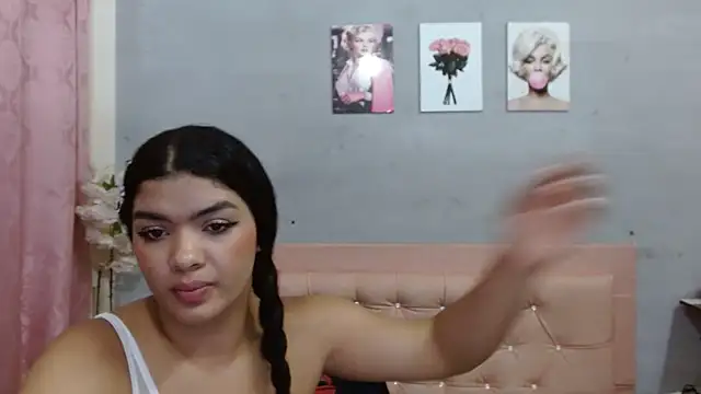 Snapshot of Pamela_Adloon chatting on 03/12/26, 05:41 Pamela Adloon online show from 03/12/26, 05:41
