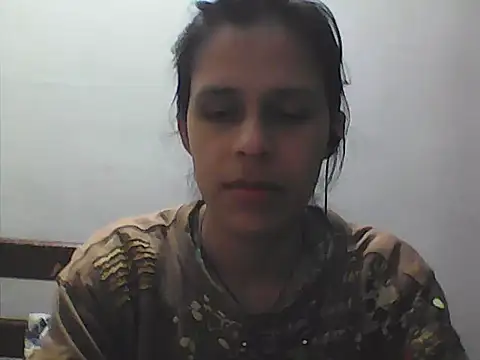 Snapshot of mitzukywinteer chatting on 02/02/26, 04:00 mitzukywinteer online show from 02/02/26, 04:00