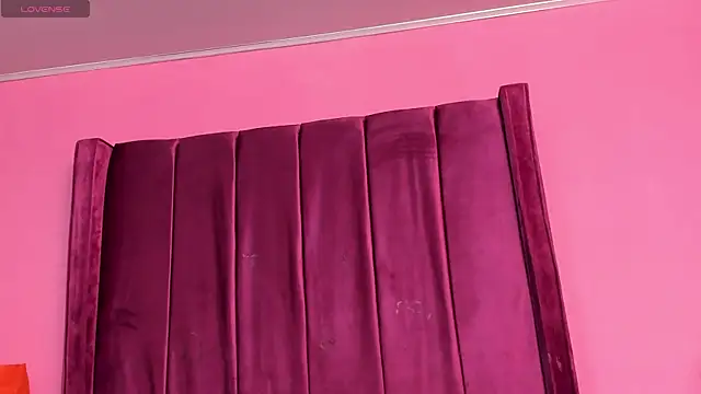 mitzukywinteer online show from 07/10/26, 08:44