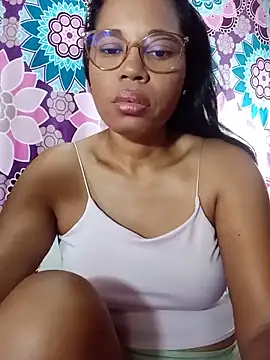 Snapshot of Yandris_1212 chatting on 05/21/26, 01:40 Yandris 1212 online show from 05/21/26, 01:40