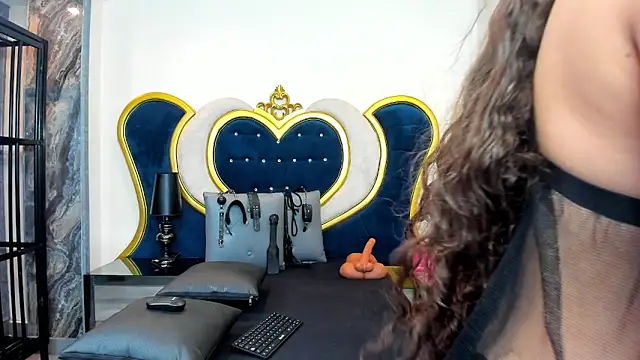 SofiaArsila online show from 06/10/26, 11:20