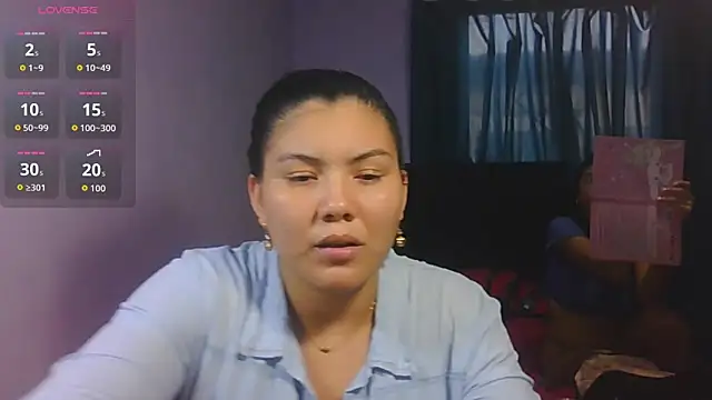 Snapshot of Helena-Paola chatting on 02/23/26, 09:34 Helena-Paola online show from 02/23/26, 09:34