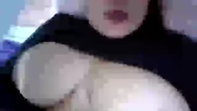 Snapshot of ladystichita chatting on 06/11/26, 12:32 ladystichita online show from 06/11/26, 12:32