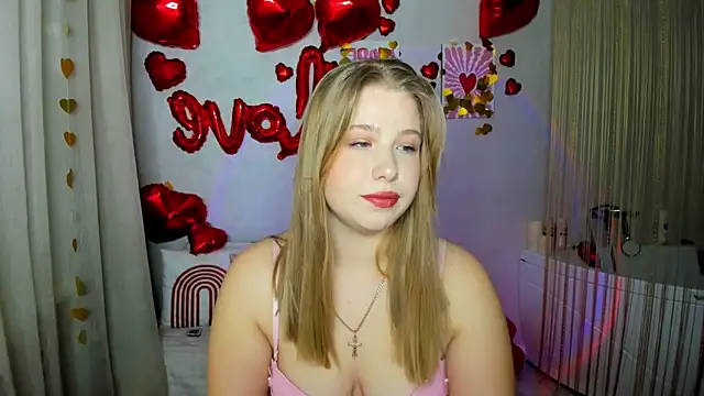 Snapshot of SweetDaylight chatting on 02/06/26, 03:33 SweetDaylight online show from 02/06/26, 03:33
