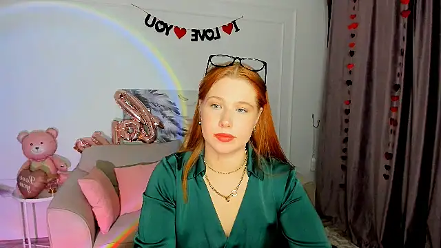 Snapshot of SweetDaylight chatting on 02/24/26, 07:34 SweetDaylight online show from 02/24/26, 07:34