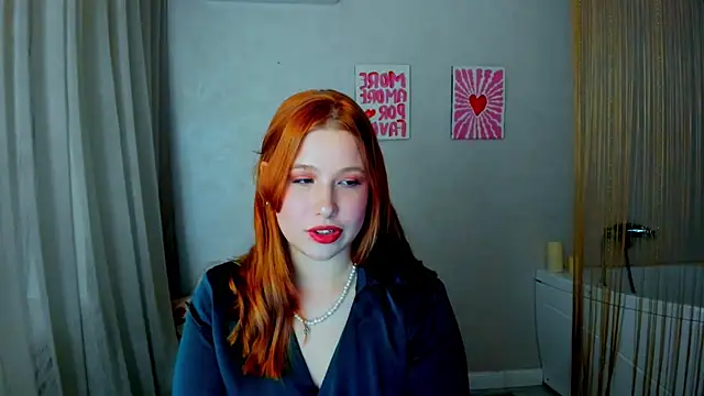 Snapshot of SweetDaylight chatting on 03/02/26, 07:43 SweetDaylight online show from 03/02/26, 07:43