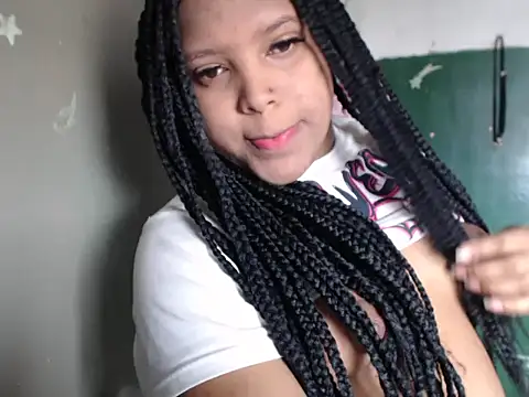 Snapshot of ShanayapkopRs chatting on 05/16/26, 02:05 ShanayapkopRs online show from 05/16/26, 02:05