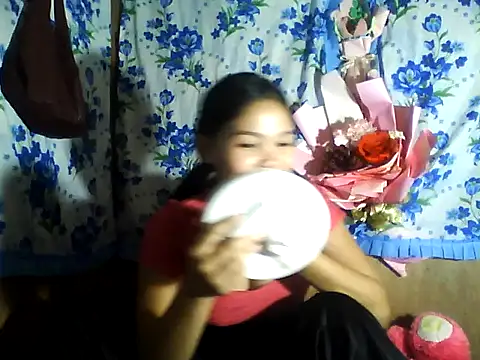 Snapshot of PinaySkinnyJust18 chatting on 05/25/26, 09:48 PinaySkinnyJust18 online show from 05/25/26, 09:48