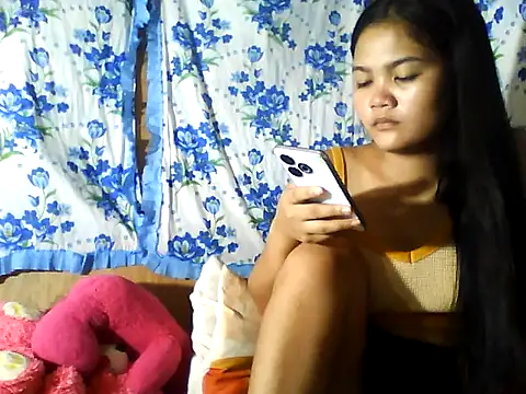 PinaySkinnyJust18 online show from 07/03/26, 10:05