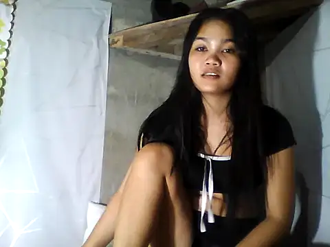 PinaySkinnyJust18 online show from 07/18/26, 10:46