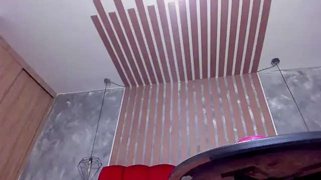 Snapshot of SalomeEvanz chatting on 04/12/26, 01:43 SalomeEvanz online show from 04/12/26, 01:43