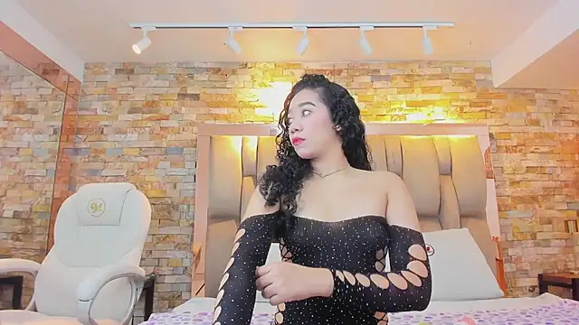 Snapshot of kendall_grace chatting on 02/02/26, 11:53 kendall grace online show from 02/02/26, 11:53