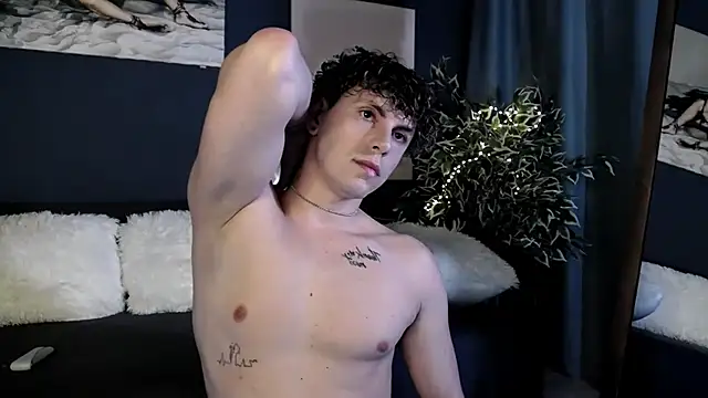 TylerGibson online show from 07/26/26, 01:58