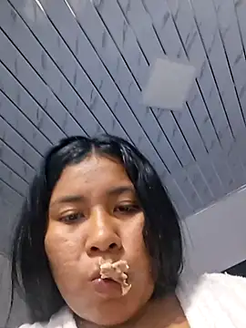 Sweet-Dirty-Storm online show from 05/24/26, 04:28
