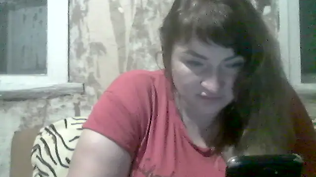 Snapshot of AllinaKis chatting on 06/13/26, 09:24 AllinaKis online show from 06/13/26, 09:24