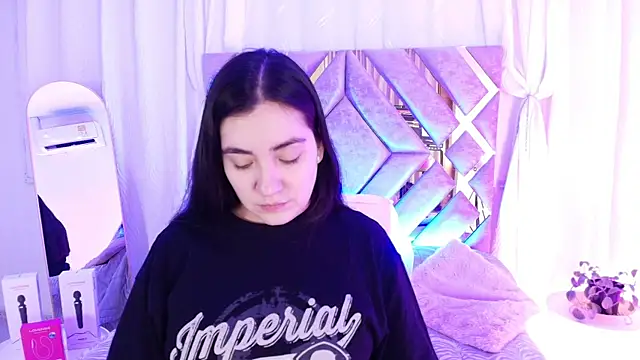KathiaJenner online show from 06/26/26, 11:14