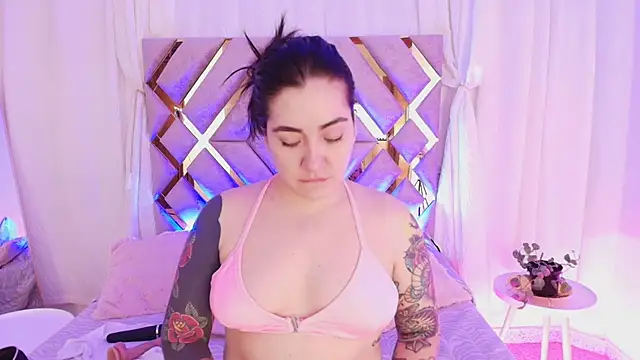 KathiaJenner online show from 07/27/26, 11:17