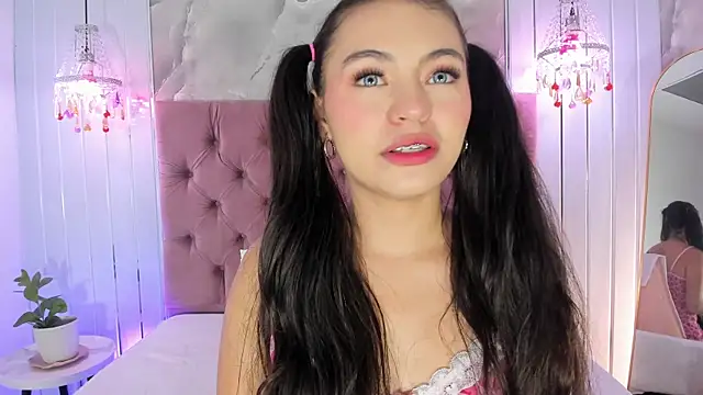 Snapshot of Gabby-Sweet chatting on 03/28/26, 10:04 Gabby-Sweet online show from 03/28/26, 10:04