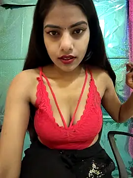 Snapshot of Alisha_Babyy chatting on 02/14/26, 04:53 Alisha Babyy online show from 02/14/26, 04:53