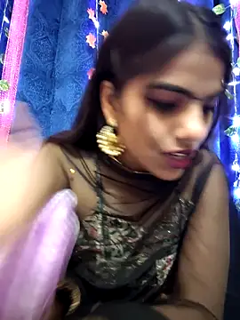 Snapshot of Alisha_Babyy chatting on 03/21/26, 11:15 Alisha Babyy online show from 03/21/26, 11:15
