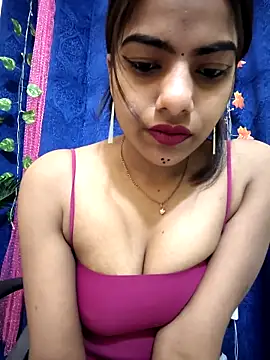 Snapshot of Alisha_Babyy chatting on 03/22/26, 03:32 Alisha Babyy online show from 03/22/26, 03:32