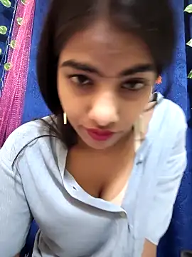 Snapshot of Alisha_Babyy chatting on 03/27/26, 11:32 Alisha Babyy online show from 03/27/26, 11:32