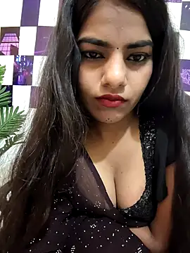 Snapshot of Alisha_Babyy chatting on 05/07/26, 03:34 Alisha Babyy online show from 05/07/26, 03:34