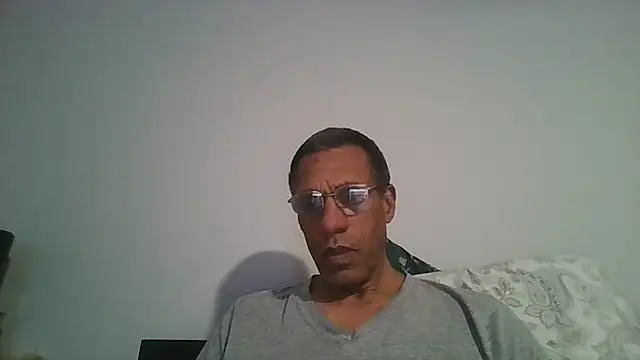 swimmer2496 online show from 01/18/26, 11:41