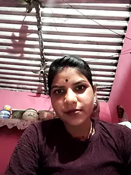 Snapshot of Radha_hot chatting on 02/02/26, 01:21 Radha hot online show from 02/02/26, 01:21