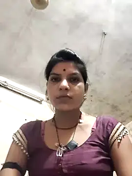Snapshot of Radha_hot chatting on 06/16/26, 11:51 Radha hot online show from 06/16/26, 11:51