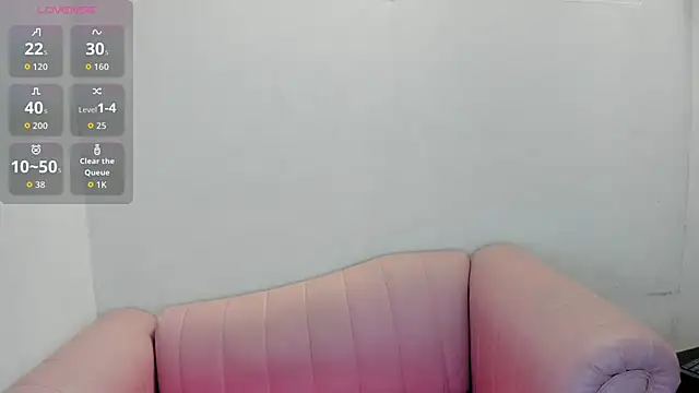 Snapshot of sky_velvet chatting on 06/11/26, 04:38 sky velvet online show from 06/11/26, 04:38