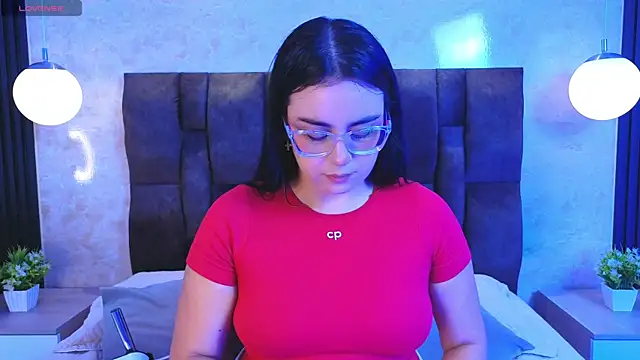 vicky grey online show from 06/27/26, 11:48